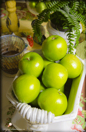 Cottage Tales: Trimming Your Table